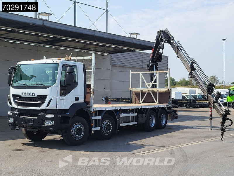 Iveco Trakker 410 8X4 HIAB 211 EP-4 HIDUO Crane Steelsuspension Euro 6 - Dropside/ Flatbed truck, Crane truck: picture 3 Iveco Trakker 410 8X4 HIAB 211 EP-4 HIDUO Crane Steelsuspension Euro 6 - Dropside/ Flatbed truck, Crane truck: picture 3