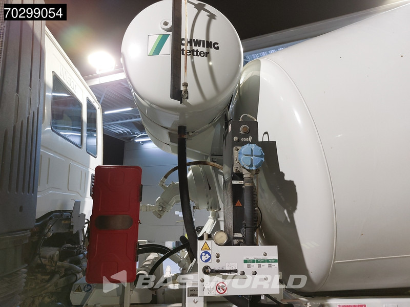 Concrete mixer truck Iveco X-Way 420 6X4 7m3 Stetter Mixer Automatic Retarder Steelsuspension Euro 6: picture 15 Concrete mixer truck Iveco X-Way 420 6X4 7m3 Stetter Mixer Automatic Retarder Steelsuspension Euro 6: picture 15