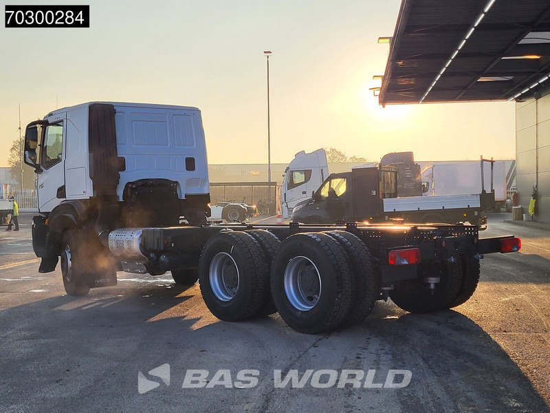 Iveco X-Way 500 X-Way 6X4 NEW 6x4 chassis Sleepercab Rear Air suspension Automatic Euro 6 - Cab chassis truck: picture 2 Iveco X-Way 500 X-Way 6X4 NEW 6x4 chassis Sleepercab Rear Air suspension Automatic Euro 6 - Cab chassis truck: picture 2