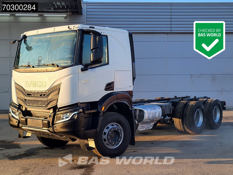 Iveco X-Way 500 X-Way 6X4 NEW 6x4 chassis Sleepercab Rear Air suspension Automatic Euro 6 - Cab chassis truck: picture 1 Iveco X-Way 500 X-Way 6X4 NEW 6x4 chassis Sleepercab Rear Air suspension Automatic Euro 6 - Cab chassis truck: picture 1