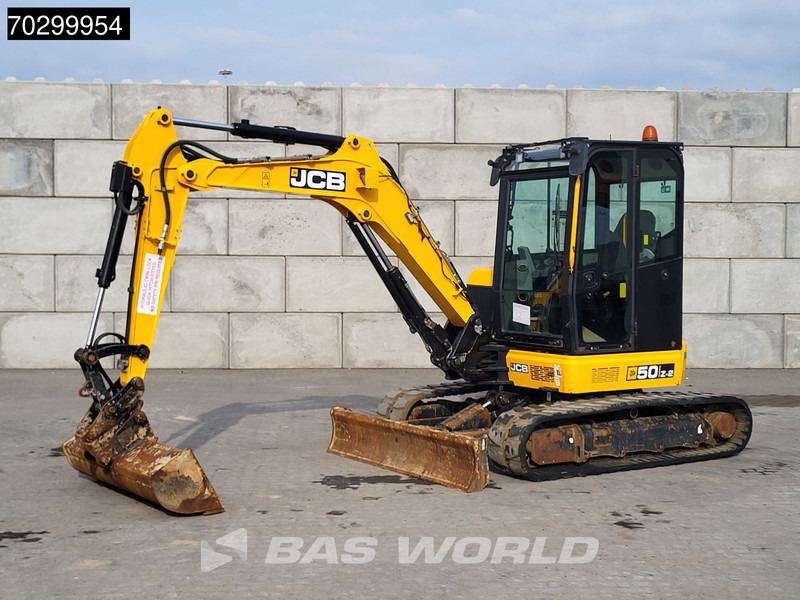 JCB 50Z-2 3 BUCKETS - Mini excavator: picture 2 JCB 50Z-2 3 BUCKETS - Mini excavator: picture 2