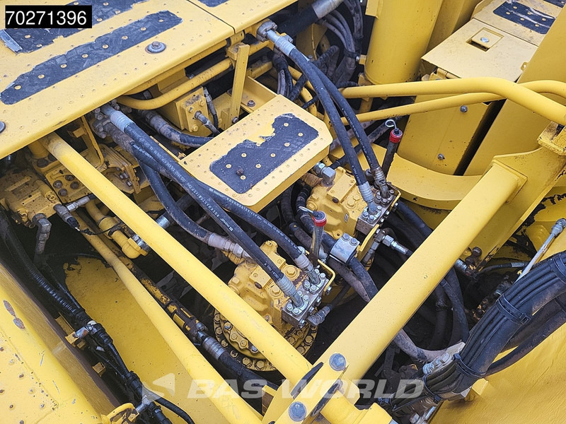 Crawler excavator Komatsu PC700 LC -11: picture 11