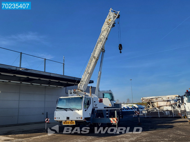 Liebherr LTM1055-1 FROM FIRST OWNER - All terrain crane: picture 2 Liebherr LTM1055-1 FROM FIRST OWNER - All terrain crane: picture 2