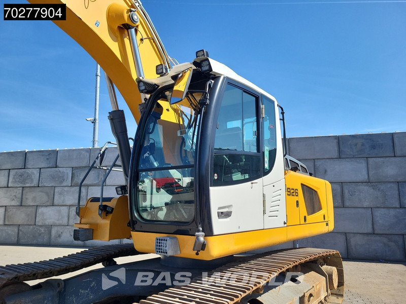 Crawler excavator Liebherr R926 LC: picture 18