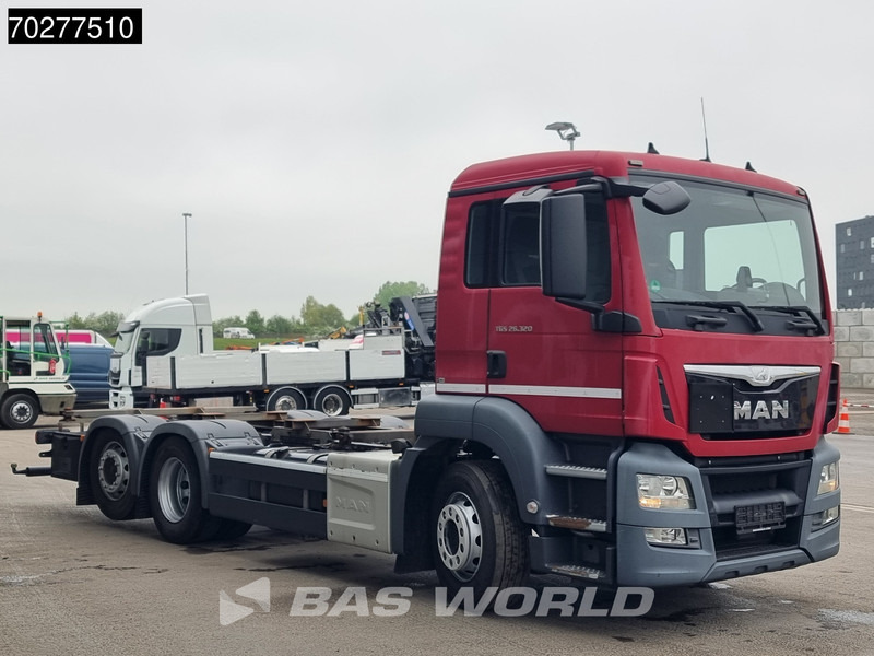MAN TGS 26.320 6X2 ADR Lift+lenk asche Euro 6 - Container transporter/ Swap body truck: picture 3 MAN TGS 26.320 6X2 ADR Lift+lenk asche Euro 6 - Container transporter/ Swap body truck: picture 3
