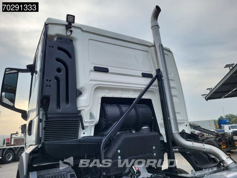 New Cab chassis truck MAN TGS 40.400 6X4 NEW 6x4 chassis PTO Preparation Steelsuspension Big-Axle Automatic Euro 2: picture 9