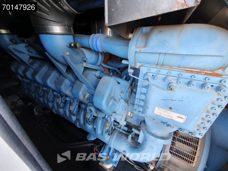 Generator set SDMO 51.2L70-4P 2600 KVA - ENGINE NEEDS REPAIR: picture 18 Generator set SDMO 51.2L70-4P 2600 KVA - ENGINE NEEDS REPAIR: picture 18