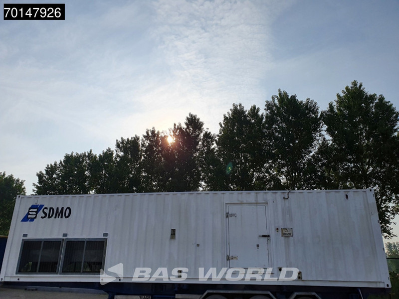 Generator set SDMO 51.2L70-4P 2600 KVA - ENGINE NEEDS REPAIR: picture 10 Generator set SDMO 51.2L70-4P 2600 KVA - ENGINE NEEDS REPAIR: picture 10