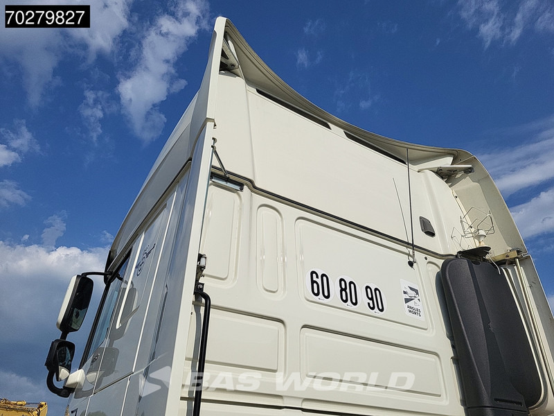 DAF XF 480 4X2 NO DOCS! BROKEN ENGINE/GEARBOX, DAMAGED SSC 2x Tanks - Tractor truck: picture 5 DAF XF 480 4X2 NO DOCS! BROKEN ENGINE/GEARBOX, DAMAGED SSC 2x Tanks - Tractor truck: picture 5