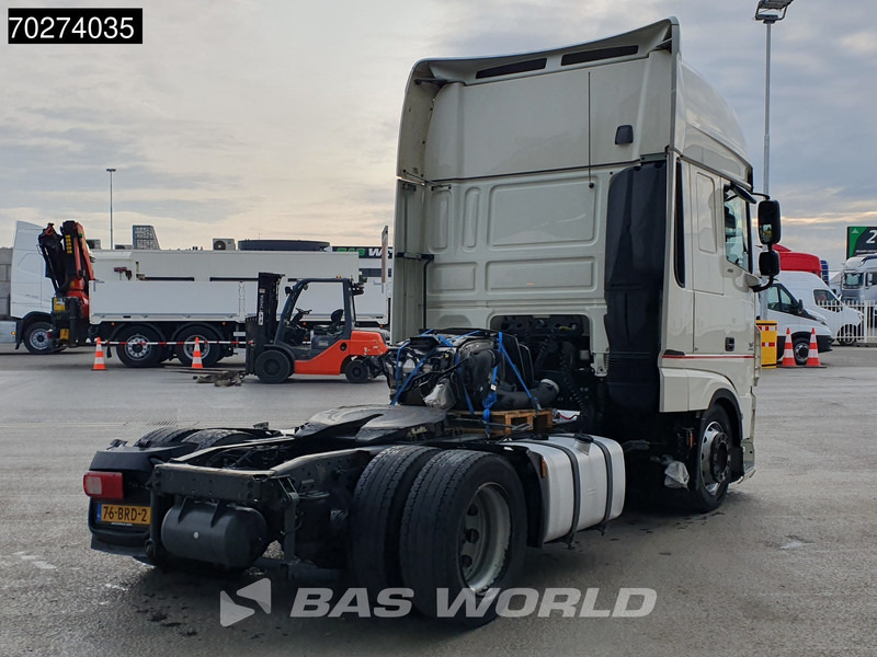 DAF XF 480 XF 4X2 DAMAGED! NL-Truck Mega Retarder 2X Tanks ACC Standklima Euro 6 - Tractor truck: picture 5 DAF XF 480 XF 4X2 DAMAGED! NL-Truck Mega Retarder 2X Tanks ACC Standklima Euro 6 - Tractor truck: picture 5