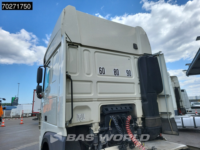DAF XF 530 4X2 BROKEN ENGINE! Retarder Standklima ACC Euro 6 - Tractor truck: picture 5 DAF XF 530 4X2 BROKEN ENGINE! Retarder Standklima ACC Euro 6 - Tractor truck: picture 5