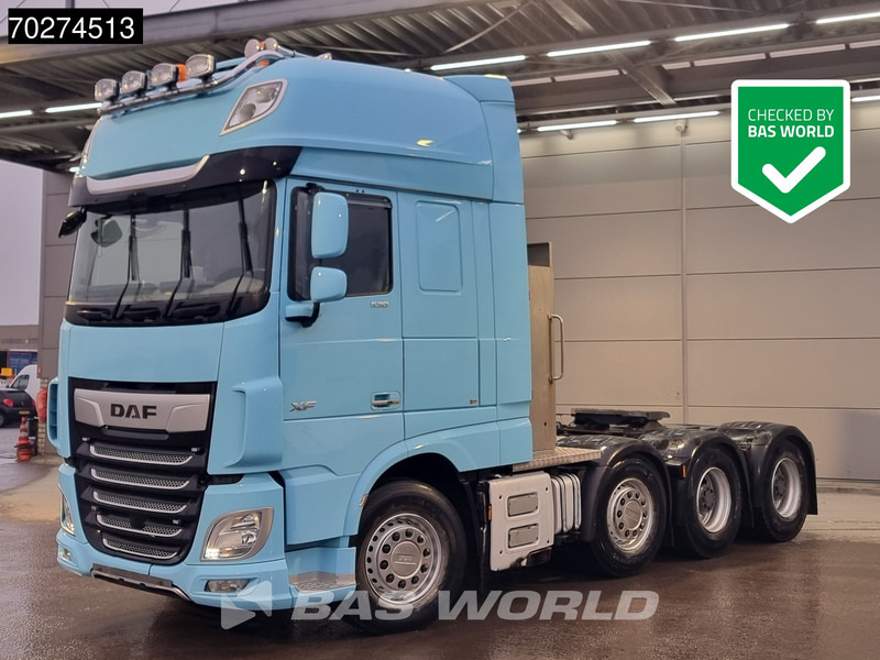DAF XF 530 XF 8X4 Big-Axle Lift+lenkachse Retarder PTO Hydraulik StandKlima ACC LED Euro 6 - Tractor truck: picture 1 DAF XF 530 XF 8X4 Big-Axle Lift+lenkachse Retarder PTO Hydraulik StandKlima ACC LED Euro 6 - Tractor truck: picture 1