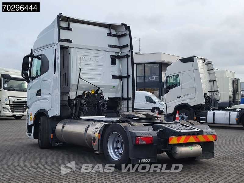 Iveco S-Way 460 S-Way 4X2 LNG Retarder 2X Tanks - Tractor truck: picture 2 Iveco S-Way 460 S-Way 4X2 LNG Retarder 2X Tanks - Tractor truck: picture 2