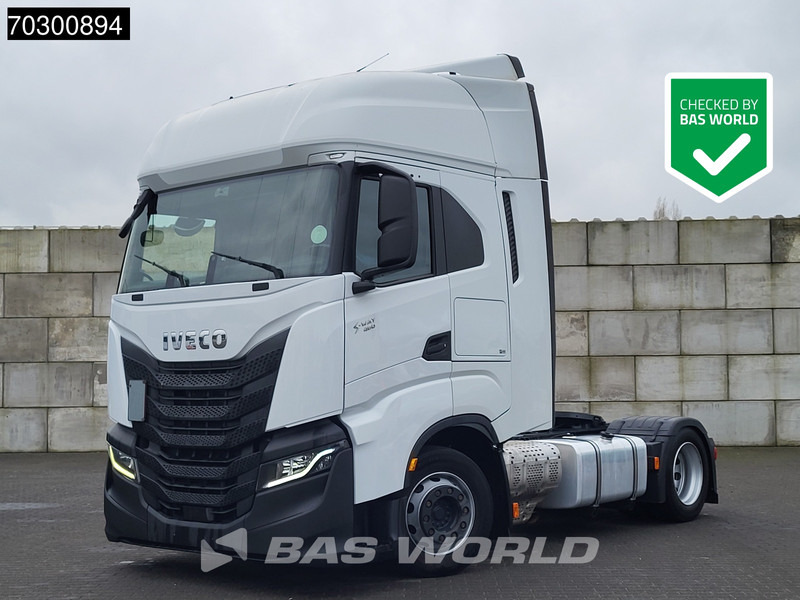 Iveco S-Way 460 S-Way 4X2 Mega Retarder 2xTanks ACC Euro 6 - Tractor truck: picture 1 Iveco S-Way 460 S-Way 4X2 Mega Retarder 2xTanks ACC Euro 6 - Tractor truck: picture 1