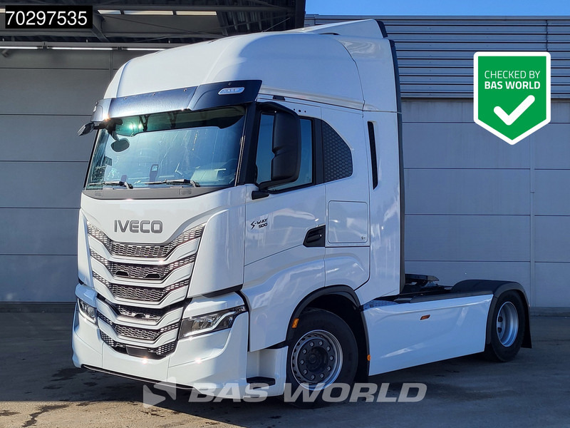 Iveco S-Way 500 4X2 NEW! 2xTanks Standklima ACC LED Euro 6 - Tractor truck: picture 1 Iveco S-Way 500 4X2 NEW! 2xTanks Standklima ACC LED Euro 6 - Tractor truck: picture 1