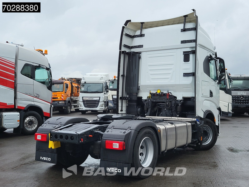 Iveco S-way 580 4X2 NEW! 2x Tanks Navi ACC Standklima - Tractor truck: picture 5 Iveco S-way 580 4X2 NEW! 2x Tanks Navi ACC Standklima - Tractor truck: picture 5