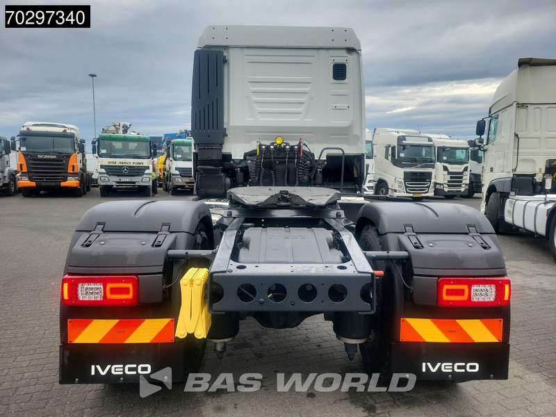 Iveco X-Way 500 4X2 NEW! Retarder Big-Axle Standklima MirrorCam Navi LED ACC Euro 6 - Tractor truck: picture 3 Iveco X-Way 500 4X2 NEW! Retarder Big-Axle Standklima MirrorCam Navi LED ACC Euro 6 - Tractor truck: picture 3