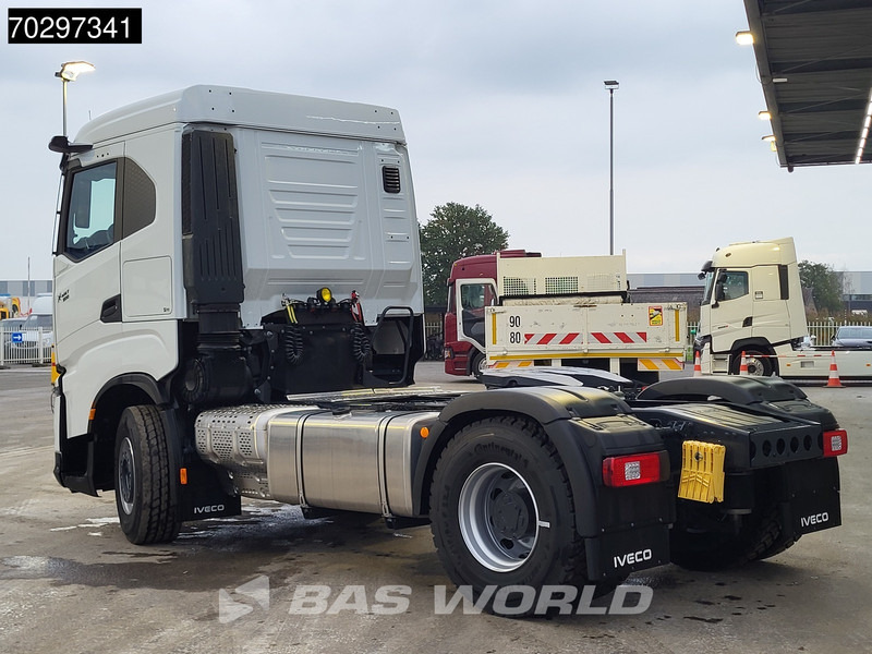 Iveco X-Way 500 4X2 NEW! Retarder Big-Axle Standklima MirrorCam Navi LED ACC Euro 6 - Tractor truck: picture 2 Iveco X-Way 500 4X2 NEW! Retarder Big-Axle Standklima MirrorCam Navi LED ACC Euro 6 - Tractor truck: picture 2