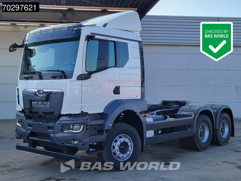 MAN TGS 33.440 6X4 NEW! Manual TN Euro2 Full-Steel Big-Axle Drumbrakes - Tractor truck: picture 1 MAN TGS 33.440 6X4 NEW! Manual TN Euro2 Full-Steel Big-Axle Drumbrakes - Tractor truck: picture 1
