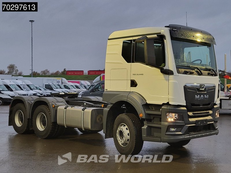 MAN TGS 33.440 6X4 NEW! TN Manual Full-Steel Big-Axle Drumbrakes Euro 2 - Tractor truck: picture 3 MAN TGS 33.440 6X4 NEW! TN Manual Full-Steel Big-Axle Drumbrakes Euro 2 - Tractor truck: picture 3