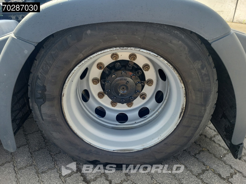 Tractor truck MAN TGX 18.470 4X2 GX Retarder Mega Standklima 2xTanks ACC Euro 6: picture 16