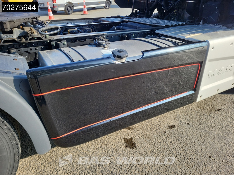 Tractor truck MAN TGX 18.510 4X2 70% Tyres! GX Retarder 2x Tanks ACC Standklima Navi: picture 10