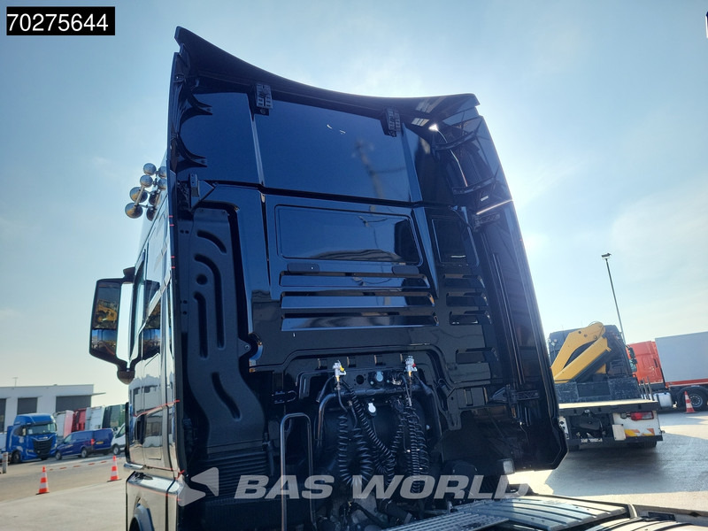 Tractor truck MAN TGX 18.510 4X2 70% Tyres! GX Retarder 2x Tanks ACC Standklima Navi: picture 11