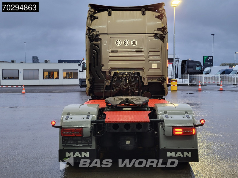 MAN TGX 18.510 TGX 4X2 Individual Lion S! Full-Air Retarder Standairco 2xTanks Leather PTO ACC Navi LED Euro 6 - Tractor truck: picture 3 MAN TGX 18.510 TGX 4X2 Individual Lion S! Full-Air Retarder Standairco 2xTanks Leather PTO ACC Navi LED Euro 6 - Tractor truck: picture 3
