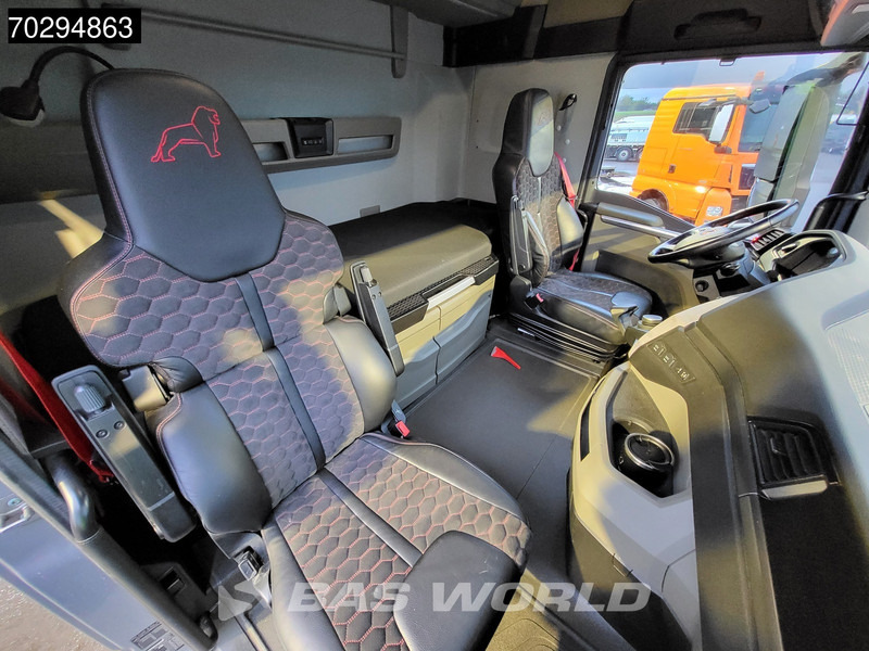 Tractor truck MAN TGX 18.510 TGX 4X2 Individual Lion S! Full-Air Retarder Standairco 2xTanks Leather PTO ACC Navi LED Euro 6: picture 6 Tractor truck MAN TGX 18.510 TGX 4X2 Individual Lion S! Full-Air Retarder Standairco 2xTanks Leather PTO ACC Navi LED Euro 6: picture 6