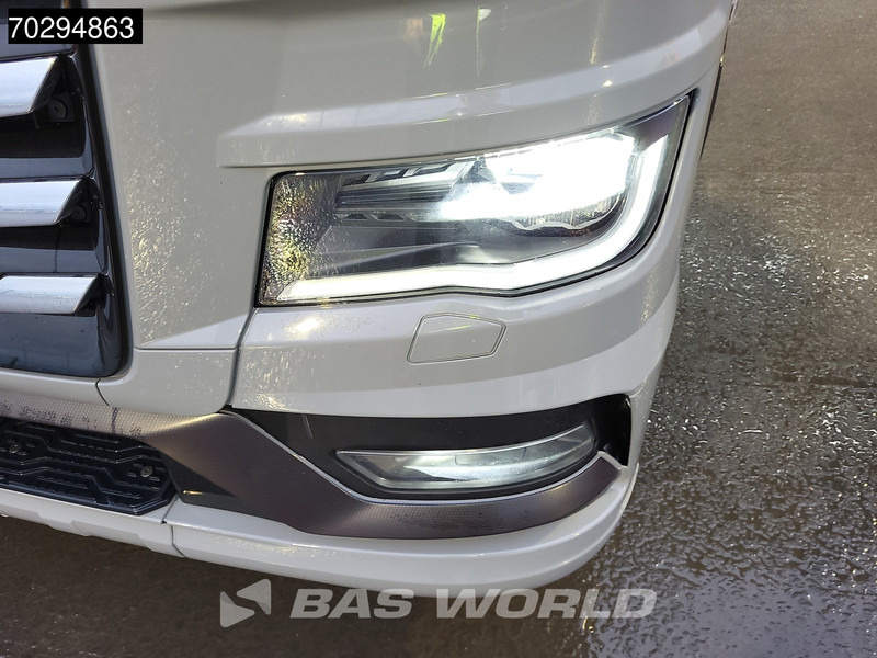 Tractor truck MAN TGX 18.510 TGX 4X2 Individual Lion S! Full-Air Retarder Standairco 2xTanks Leather PTO ACC Navi LED Euro 6: picture 16 Tractor truck MAN TGX 18.510 TGX 4X2 Individual Lion S! Full-Air Retarder Standairco 2xTanks Leather PTO ACC Navi LED Euro 6: picture 16