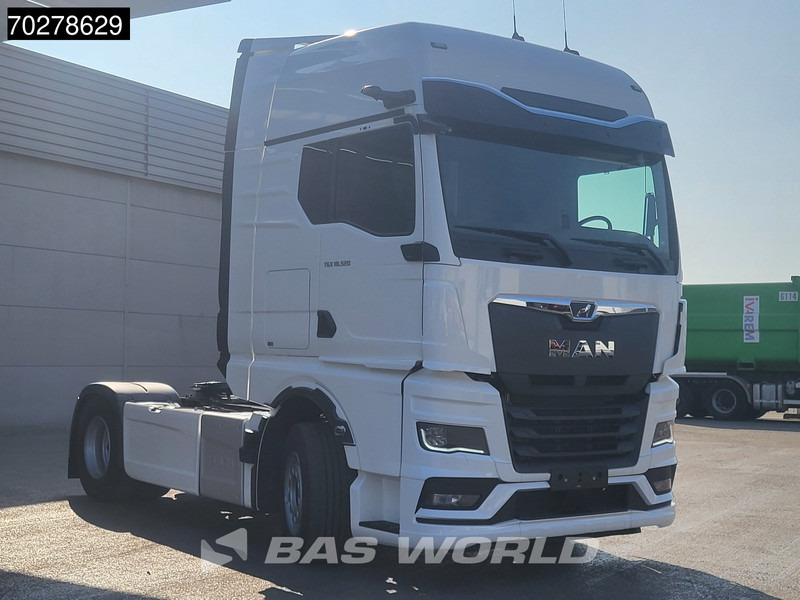 MAN TGX 18.520 4X2 Retarder 2xTanks Standklima MirrorCam ACC Navi LED Euro 6 Nieuw! - Tractor truck: picture 3 MAN TGX 18.520 4X2 Retarder 2xTanks Standklima MirrorCam ACC Navi LED Euro 6 Nieuw! - Tractor truck: picture 3