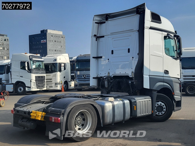 Mercedes-Benz Actros 1851 Actros 4X2 BigSpace 2x Tanks - Tractor truck: picture 5 Mercedes-Benz Actros 1851 Actros 4X2 BigSpace 2x Tanks - Tractor truck: picture 5