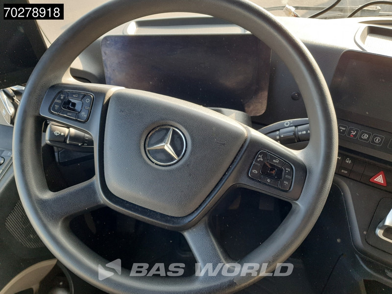 Tractor truck Mercedes-Benz Actros 1945 4X2 BigSpace Retarder Mirrorcam 2x Tanks: picture 16
