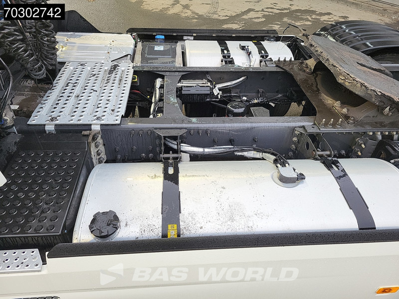 Tractor truck Renault T 480 T 4X2 HIGH Retarder 2x Tanks: picture 14