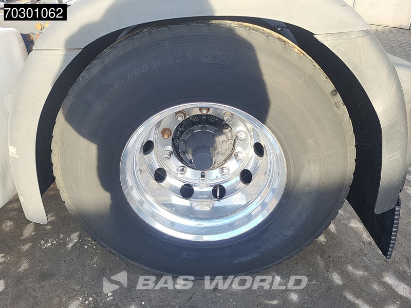 Tractor truck Scania R520 4X2 3-Pedals Retarder PTO 2x Tanks Full-Air Alcoa: picture 16