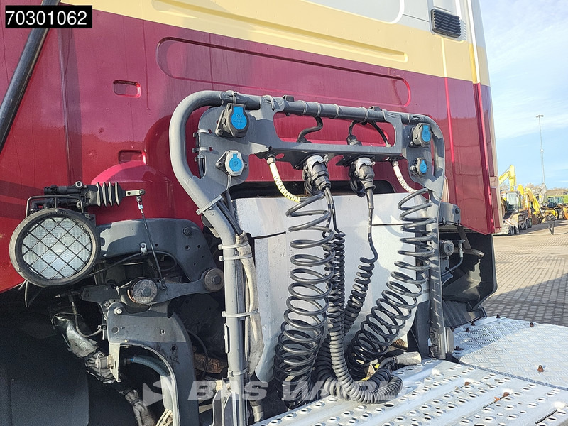 Tractor truck Scania R520 4X2 3-Pedals Retarder PTO 2x Tanks Full-Air Alcoa: picture 10