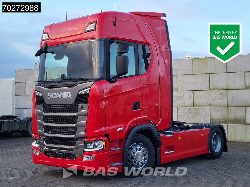 Scania S460 4X2 NEW! Retarder ACC Navi Standklima 2X Tanks - Tractor truck: picture 1 Scania S460 4X2 NEW! Retarder ACC Navi Standklima 2X Tanks - Tractor truck: picture 1