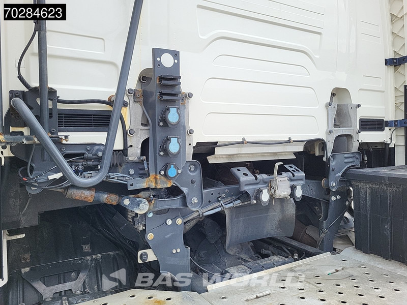 Tractor truck Scania S650 S 6X2 Retarder Liftachse Full-Air Leather Alcoa's: picture 7 Tractor truck Scania S650 S 6X2 Retarder Liftachse Full-Air Leather Alcoa's: picture 7