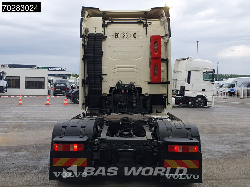 Volvo FH 460 4X2 VEB+ I-ParkCool 2x Tanks LED Navi - Tractor truck: picture 3 Volvo FH 460 4X2 VEB+ I-ParkCool 2x Tanks LED Navi - Tractor truck: picture 3