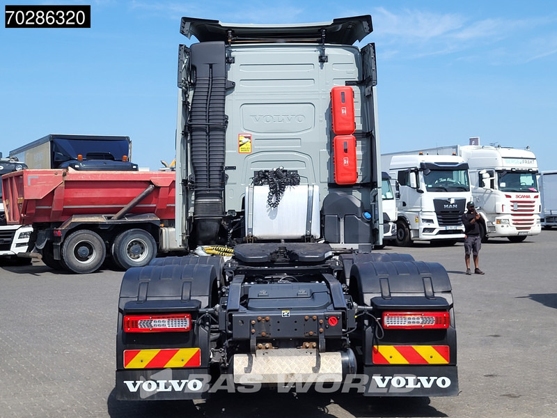 Volvo FH 500 6X2 Retarder 2x Tanks Hydraulik Liftachse - Tractor truck: picture 3 Volvo FH 500 6X2 Retarder 2x Tanks Hydraulik Liftachse - Tractor truck: picture 3