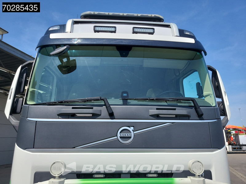 Tractor truck Volvo FH 500 FH 6X4 Full-Air Liftachse HMF 2820K-RCS Crane+JIB Remote Control I-ParkCool VDS LED Kran: picture 15