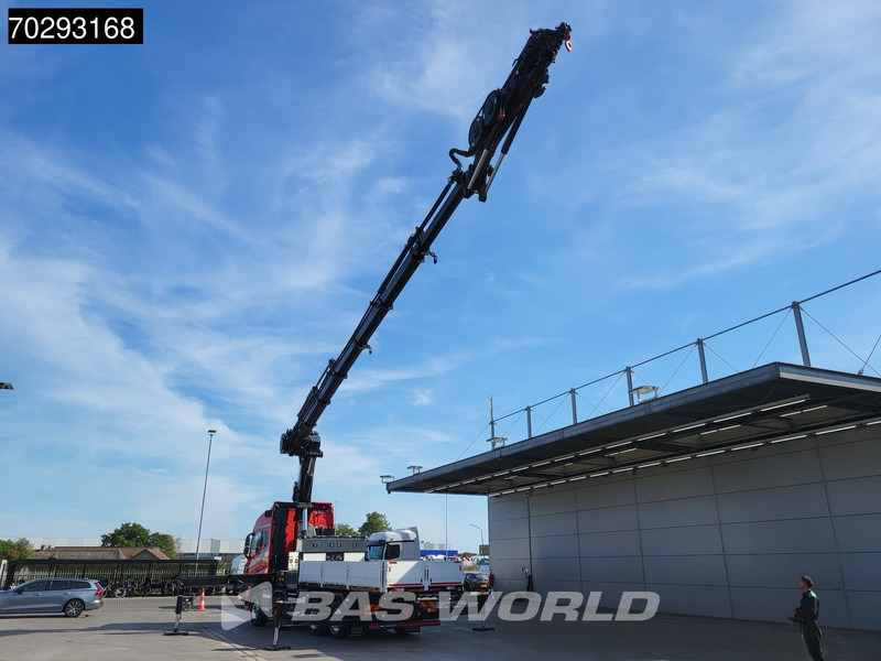 Volvo FH16 650 FH16 8X2 Tractorhead HMF 7020K-RCS Crane + Fly-Jib Lift+Steering Axle Navi ACC - Tractor truck: picture 2 Volvo FH16 650 FH16 8X2 Tractorhead HMF 7020K-RCS Crane + Fly-Jib Lift+Steering Axle Navi ACC - Tractor truck: picture 2