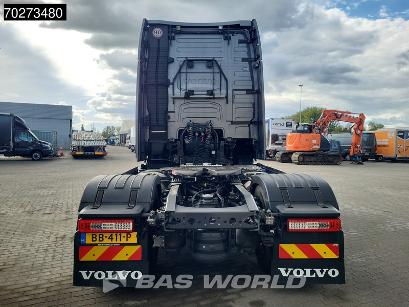 Volvo FH16 750 4X2 NL-Truck APK 08-2026! XL 2x Tanks Standklima ACC Alcoa's LED - Tractor truck: picture 3 Volvo FH16 750 4X2 NL-Truck APK 08-2026! XL 2x Tanks Standklima ACC Alcoa's LED - Tractor truck: picture 3