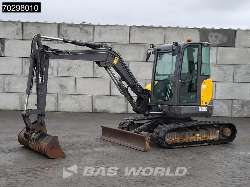 Volvo ECR50 D 3 BUCKETS - Mini excavator: picture 2 Volvo ECR50 D 3 BUCKETS - Mini excavator: picture 2