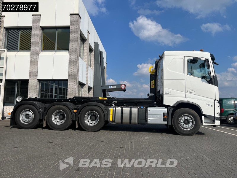 Volvo FH 540 8X4 NEW! HYVA 30-62 Heavy-Duty Lift-Steering Axle Retarder Euro 6 - Hook lift truck: picture 5 Volvo FH 540 8X4 NEW! HYVA 30-62 Heavy-Duty Lift-Steering Axle Retarder Euro 6 - Hook lift truck: picture 5