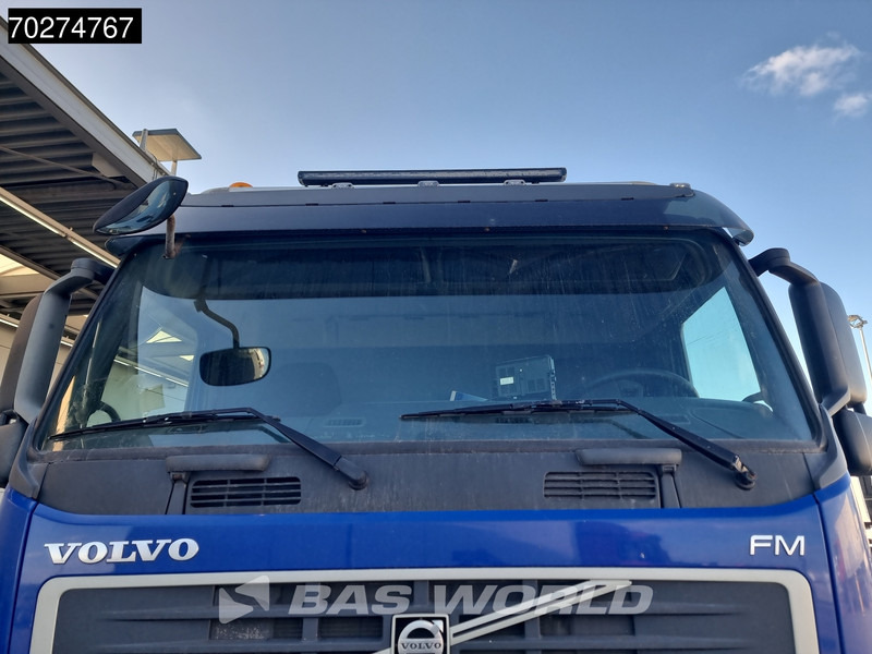 Dropside/ Flatbed truck, Crane truck Volvo FM 330 6X2 HMF 1820 K3 Kran Crane Lift+Steering Axle Xenon Euro 5: picture 12
