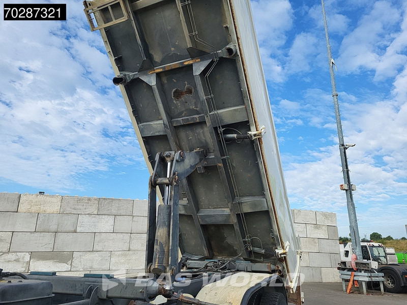 Volvo FMX 410 8X4 13m3 Marrel Tipper SteelSuspension 2-Side Kipper BigAxle Euro 5 - Tipper: picture 3 Volvo FMX 410 8X4 13m3 Marrel Tipper SteelSuspension 2-Side Kipper BigAxle Euro 5 - Tipper: picture 3