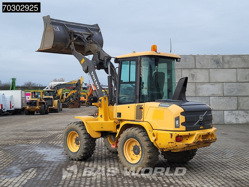 Volvo L30 G - Wheel loader: picture 5 Volvo L30 G - Wheel loader: picture 5