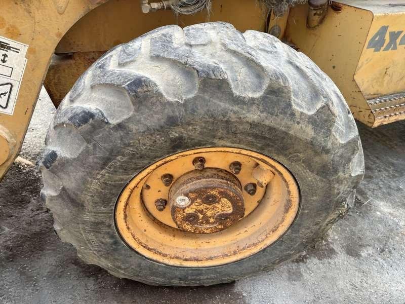Backhoe loader Case 580SLE RANGER: picture 15