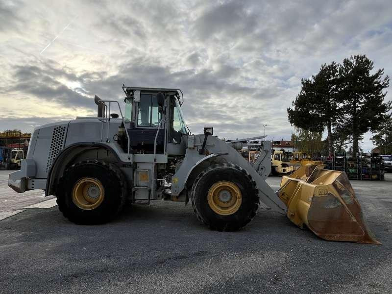 Wheel loader Caterpillar 962K: picture 6